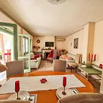 Nyaraló Casa Campoamor